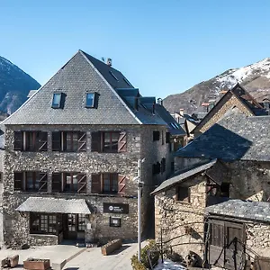 apartamentos-mont-romies.catalonia-hotels.com/